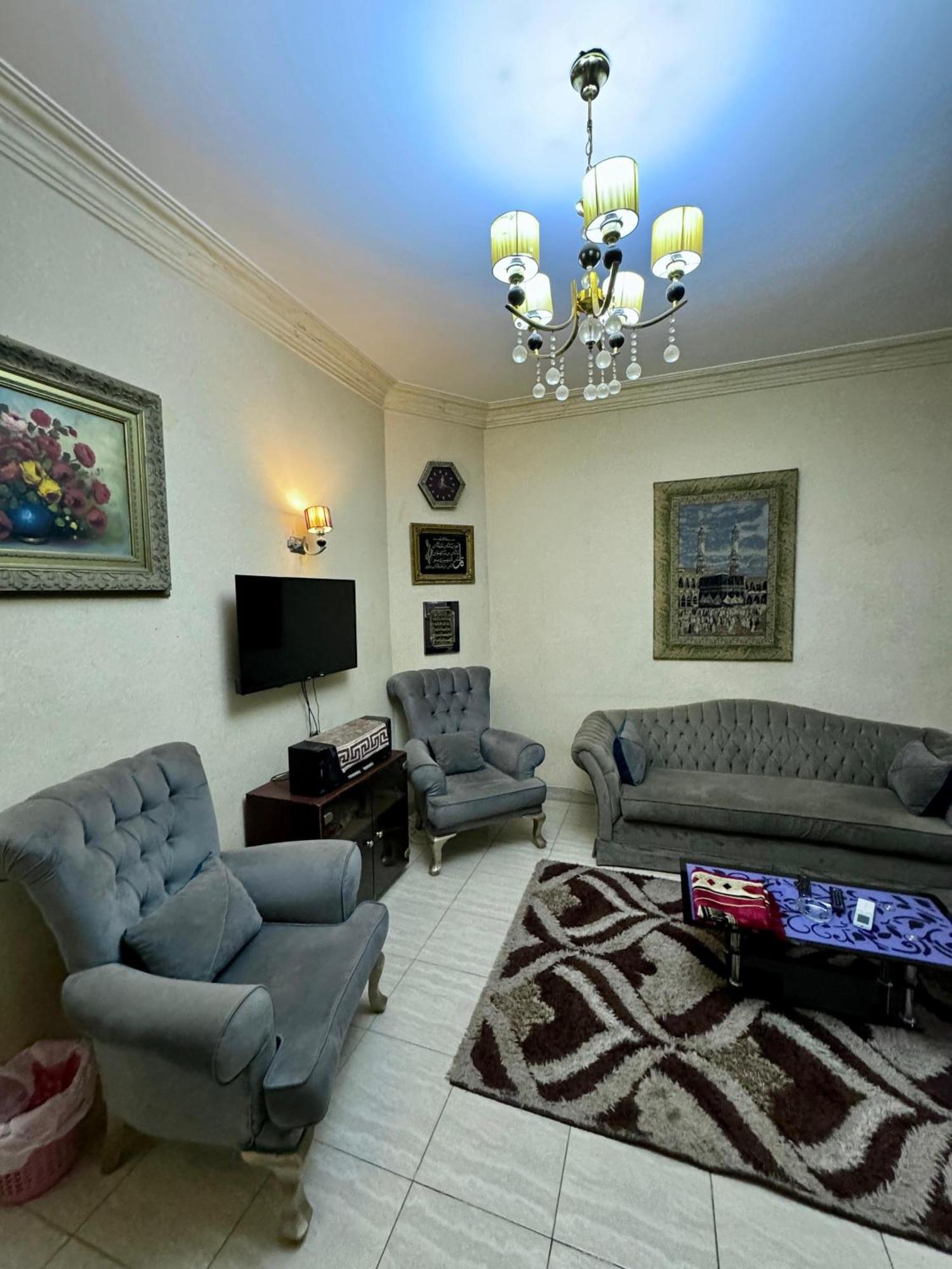 Peaceful Garden-view In Private Apartment Cairo
